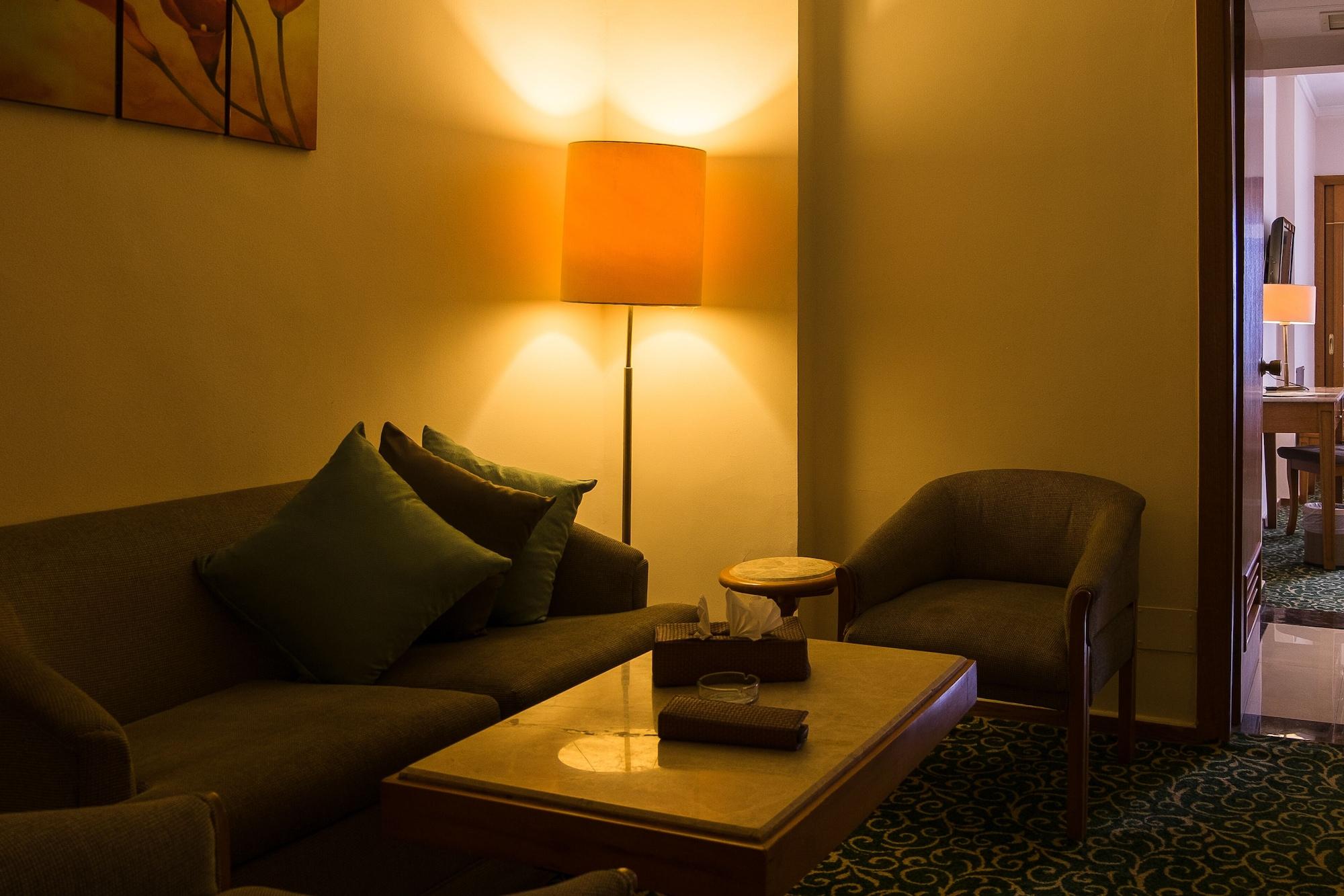 Hotel Plaza 4*